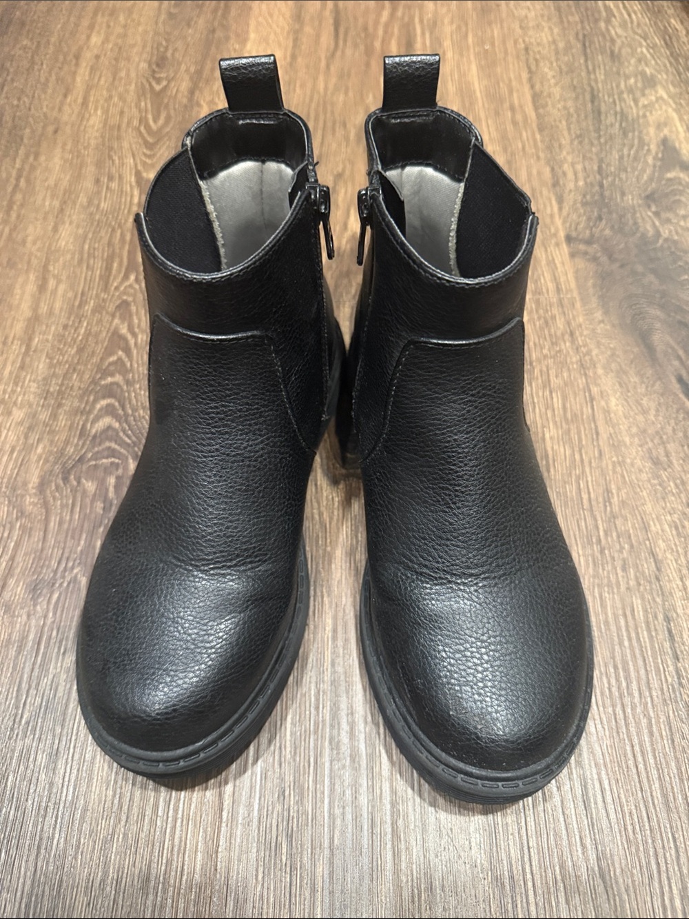 Cat & Jack Black Girls' Ankle Boots - Side Zip